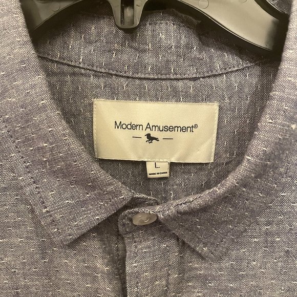 Men's Modern Amusement Short Sleeve Button-Down Shirt - Picture 2 of 7